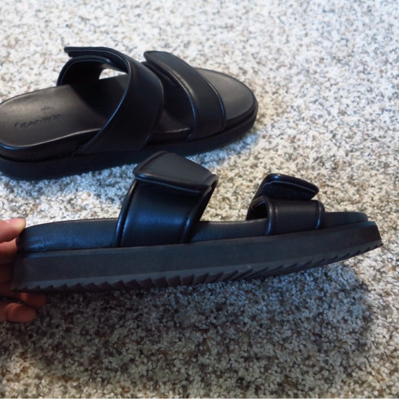 Open Edit Finley Slide Black Sandals - Picture 2 of 5
